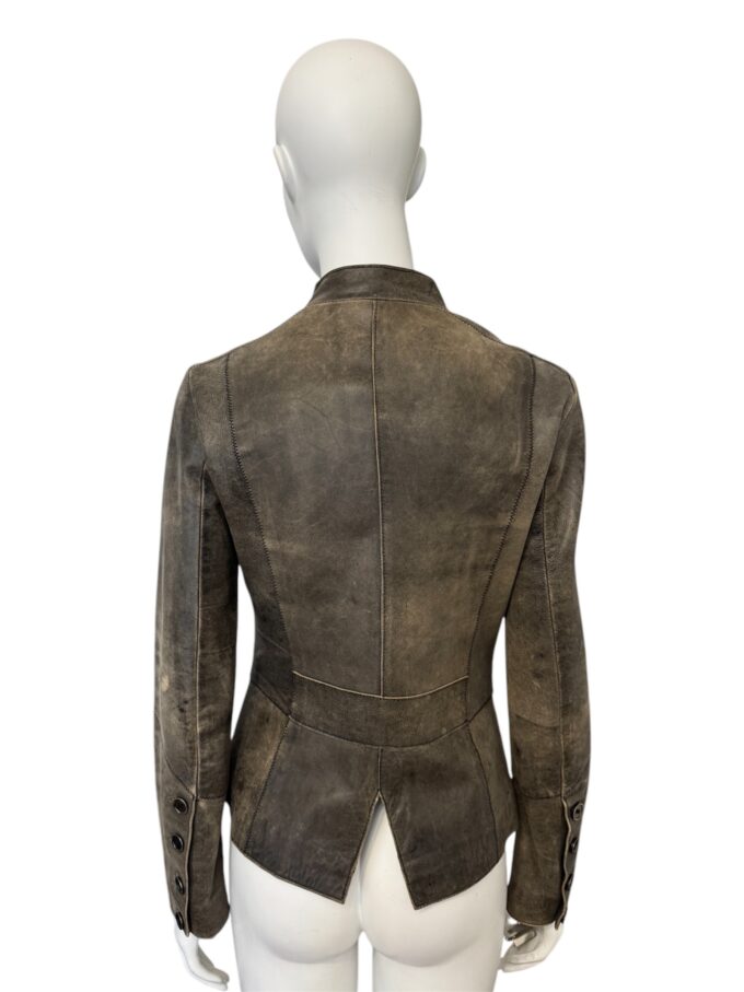 Veste marron en cuir patiné